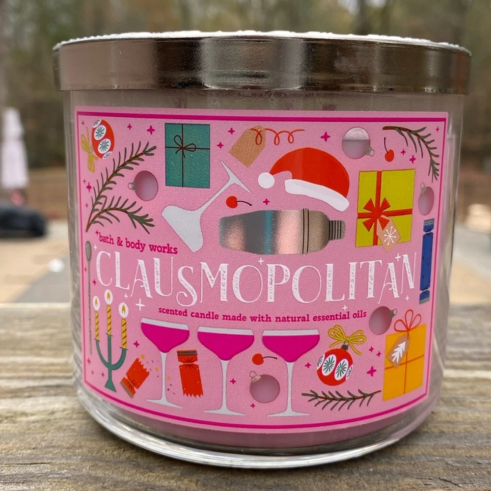 Bath & Body Works Clausmopolitan 3 Wick Candle With Decorative Lid